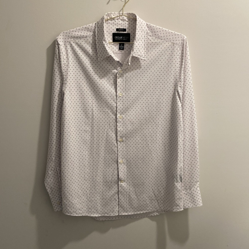 NWT Kenneth Cole Awearness Men's Button Down Long Sleeve Slim Fit Shirt, Medium